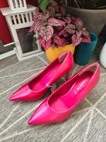 Fuchsia-farbene Pumps von Tamaris Frankfurt am Main - Nordend Vorschau