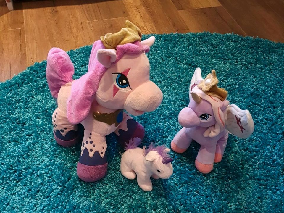 Kuscheltier Filly Pferd Einhorn Plüschfigur Plüschtier Stofftier in  Schleswig-Holstein - Reinbek | Kuscheltiere günstig kaufen, gebraucht oder  neu | eBay Kleinanzeigen ist jetzt Kleinanzeigen