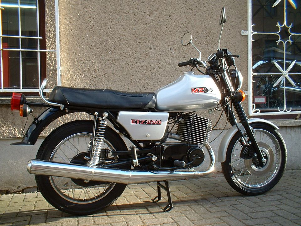 MZ ETZ 250 De Luxe - Komplettrestauration in Aschersleben