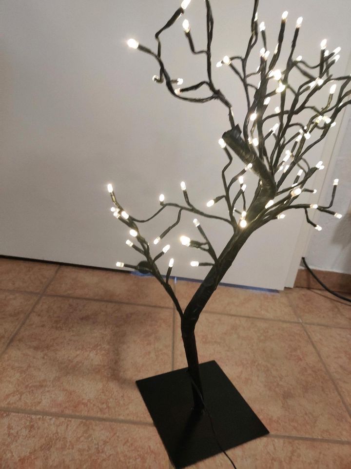 Weihnachtsbaum Beleuchtung Deko schwarz in Bad Rodach