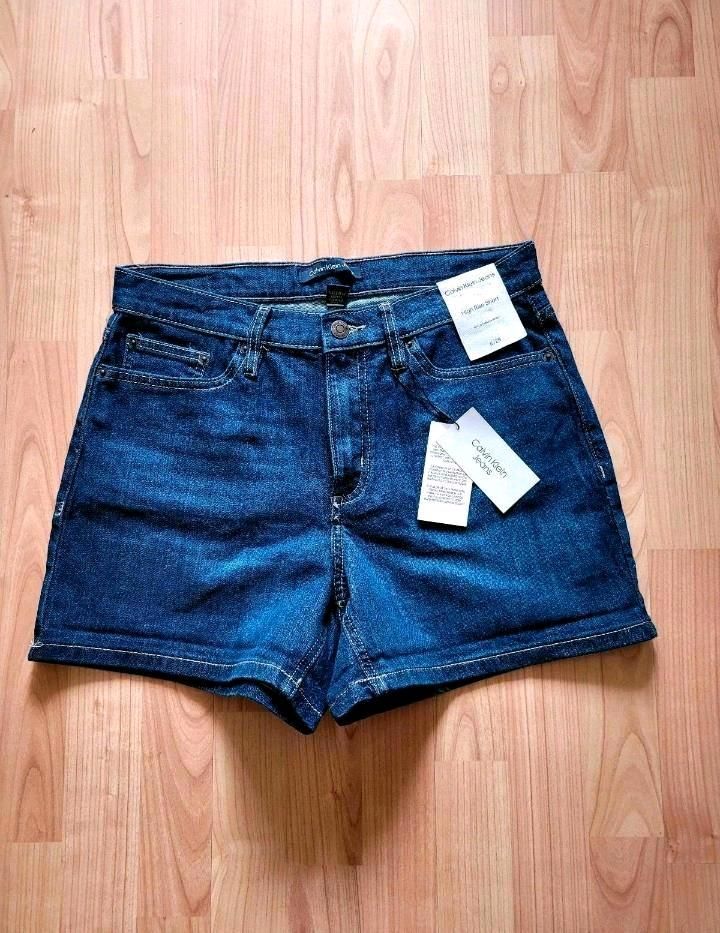 Jeans Shorts CALVIN KLEIN 8/28,high rise,kurze Hose,mit Etikett in Unna