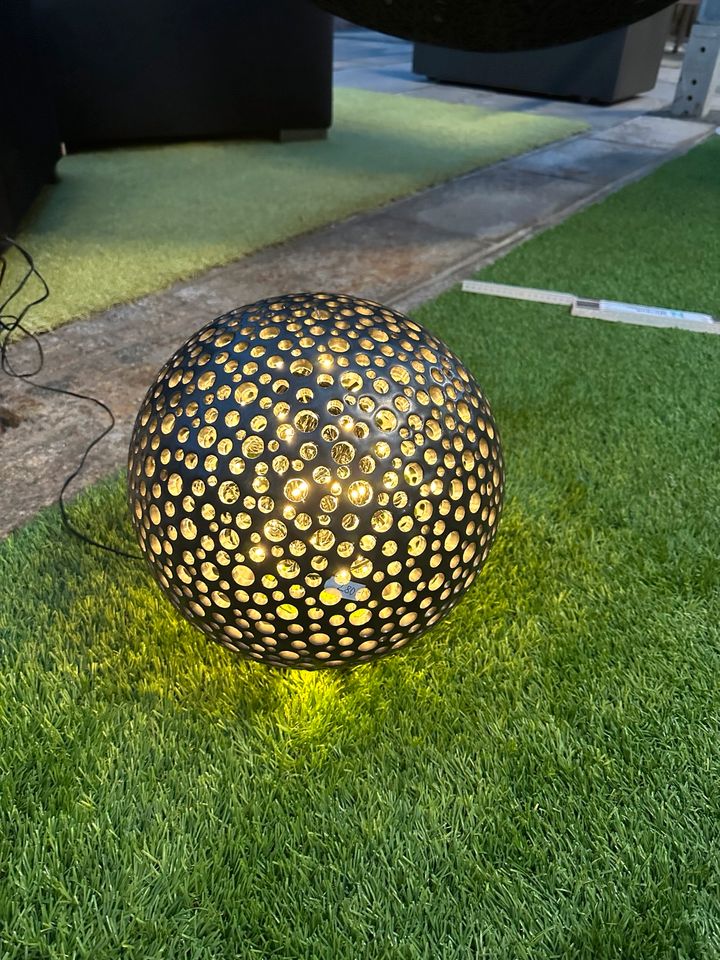 Keramikkugel mit Beleuchtung 27 cm Durchmesser in Waiblingen
