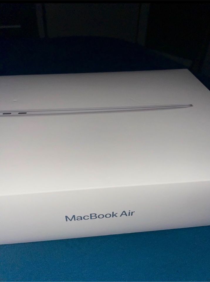 Apple MacBook Air 13 /A1 Chip (Wie Neu) 2 Jahre Wertgarantie in Rotenburg (Wümme)