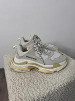 Balenciaga Triple S (Größe 40) Nordrhein-Westfalen - Castrop-Rauxel Vorschau
