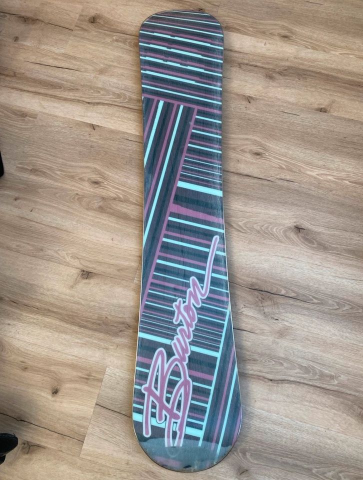 Burton Snowboard Feather 144 cm in Ludwigsburg