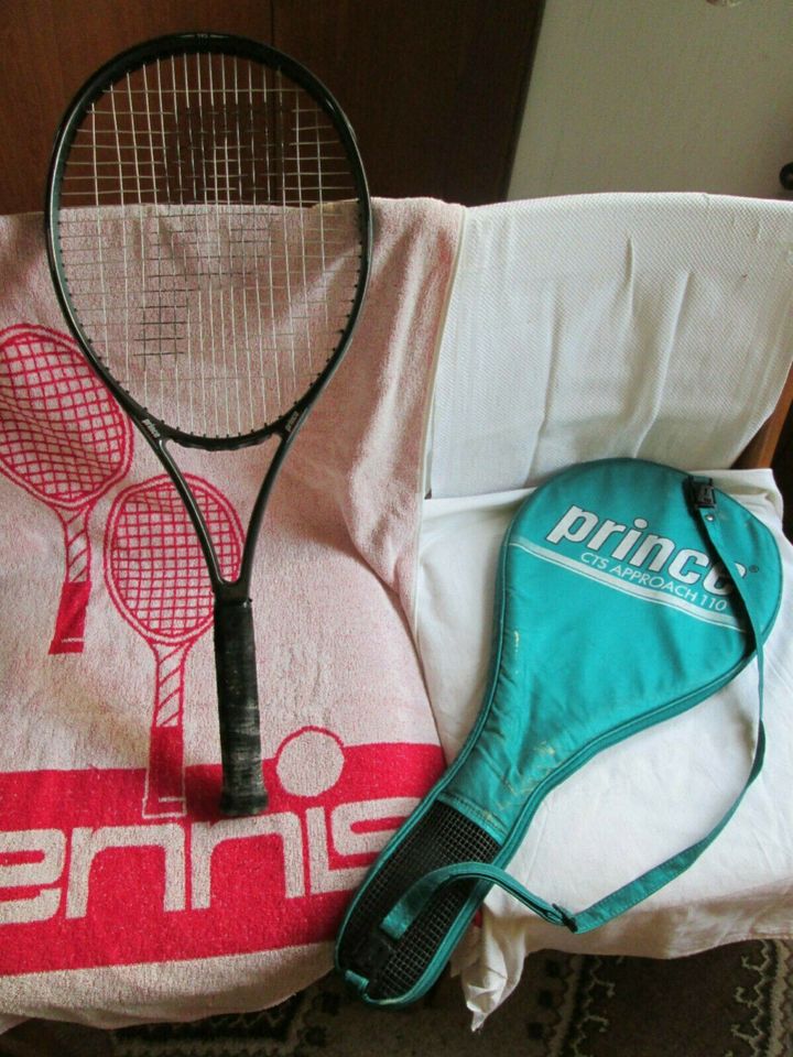 Tennisschläger PRINCE mit Tasche zum Umhängen in Siegelsbach