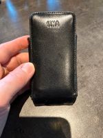 Sena Handy Hülle mit Flip Case echtes Leder IPhone4 Nordrhein-Westfalen - Overath Vorschau