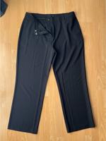 Schwarze Stoffhose mit geradem Beinschnitt (Gr. 46) Nordrhein-Westfalen - Remscheid Vorschau
