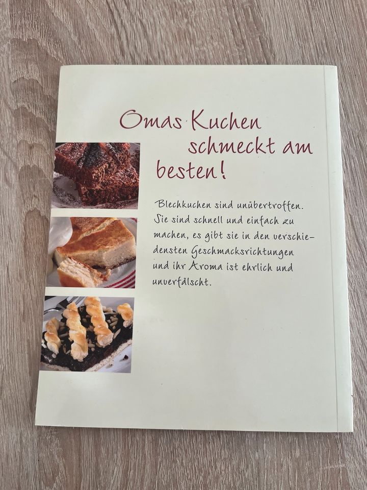 kleine Blechkuchen Backbuch in Berlin