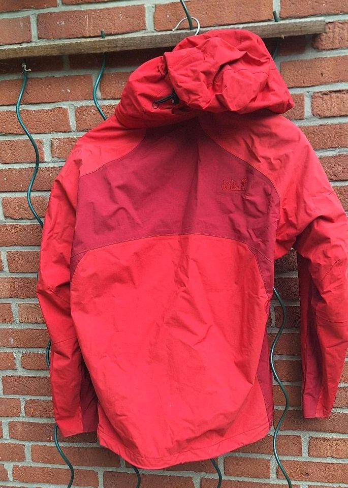 Jack Wolfskin L Jacke Damen rot in Norderstedt