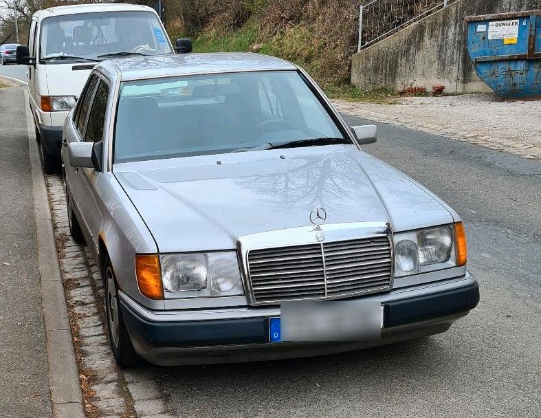 Mercedes w124 in Kunreuth