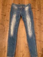 Jeans Herrlicher Gila Slim 26/32 Niedersachsen - Estorf Vorschau