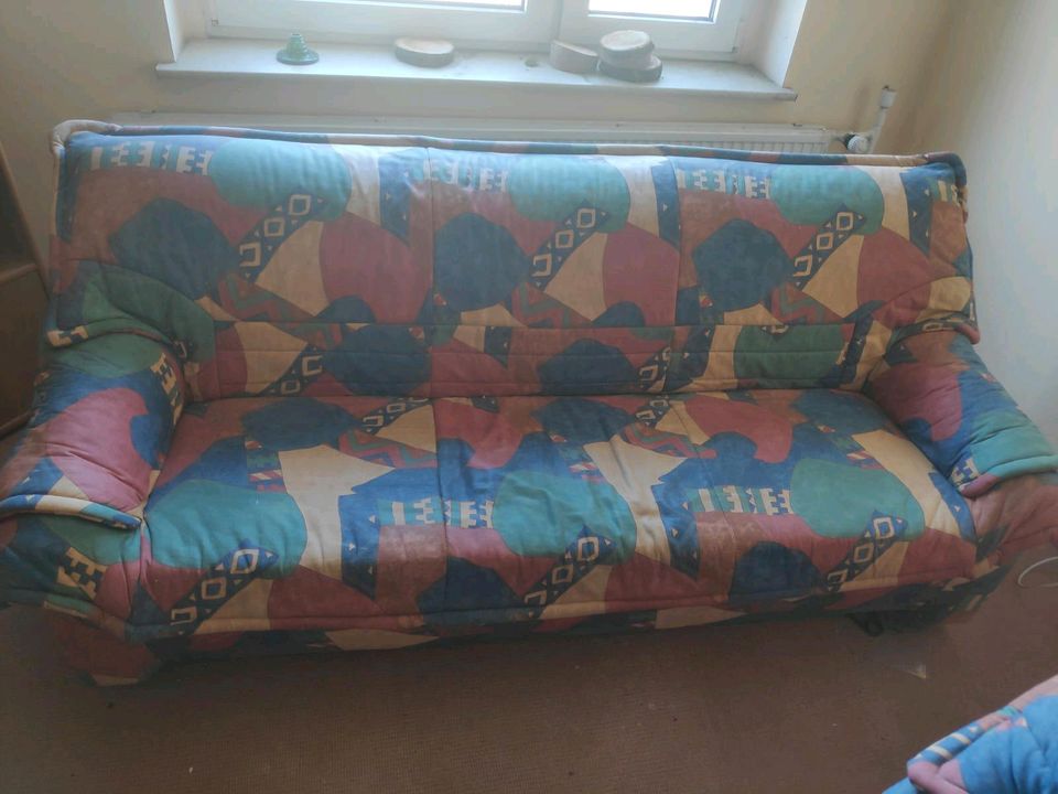 Moderne Couchgarnitur Couch Sofa Sessel in Löbau