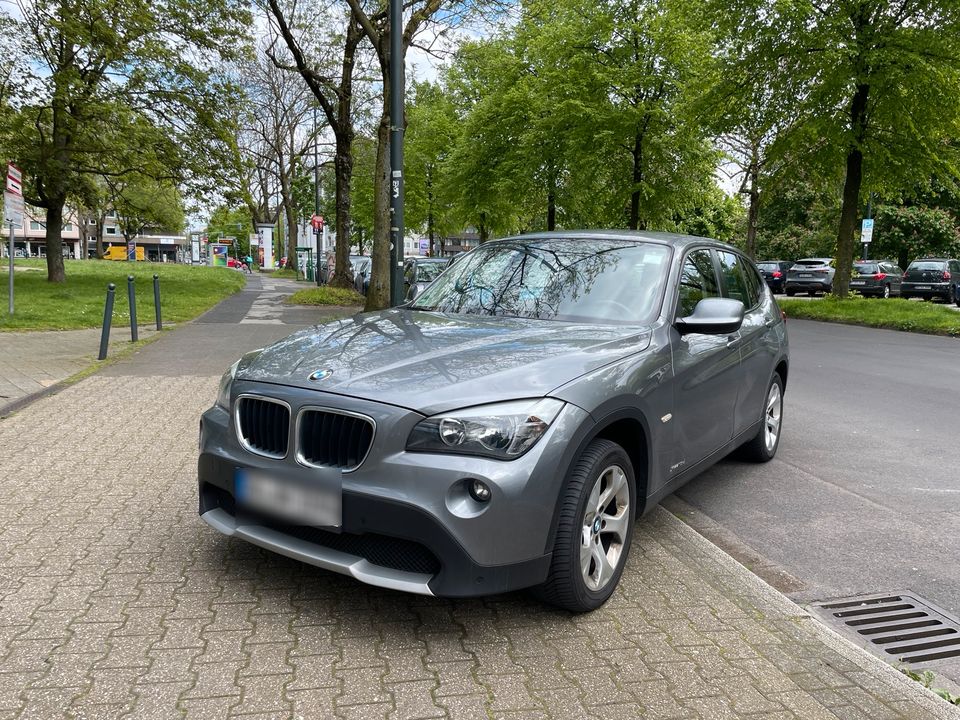 BMW X1 xDrive 18d in Düsseldorf