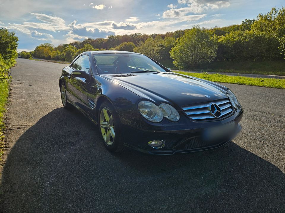 Mercedes-Benz SL 500 7G-TRONIC*2.Hand*kompl. Scheckheft*Bose*Xeno in Offenbach