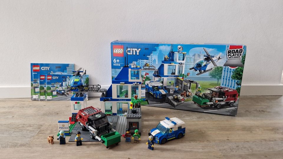 Lego City 60047, 60141, 60246, 60316 Polizeistationen in Leipzig