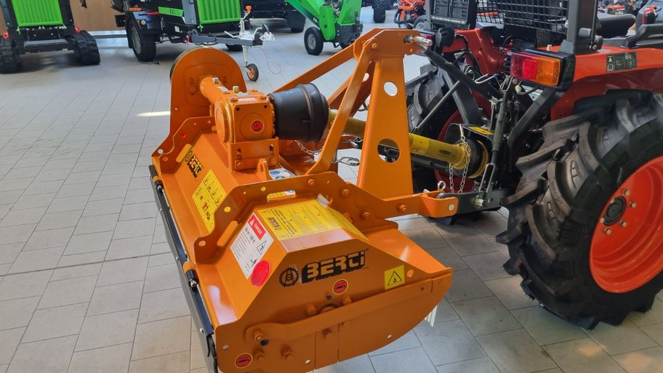 Berti Mini 145 Schlegemäher Mulcher Kleintraktor 145cm Kubota in Olpe