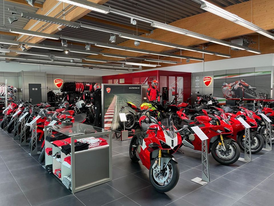 Ducati Panigale V2 *sofort verfügbar* in Berlin
