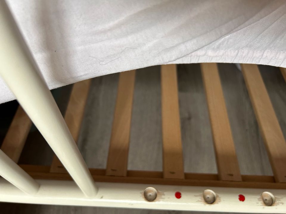 Kinderbett/ Bett inkl. Matratze Julius Zöllner/OSTERMANN in Essen