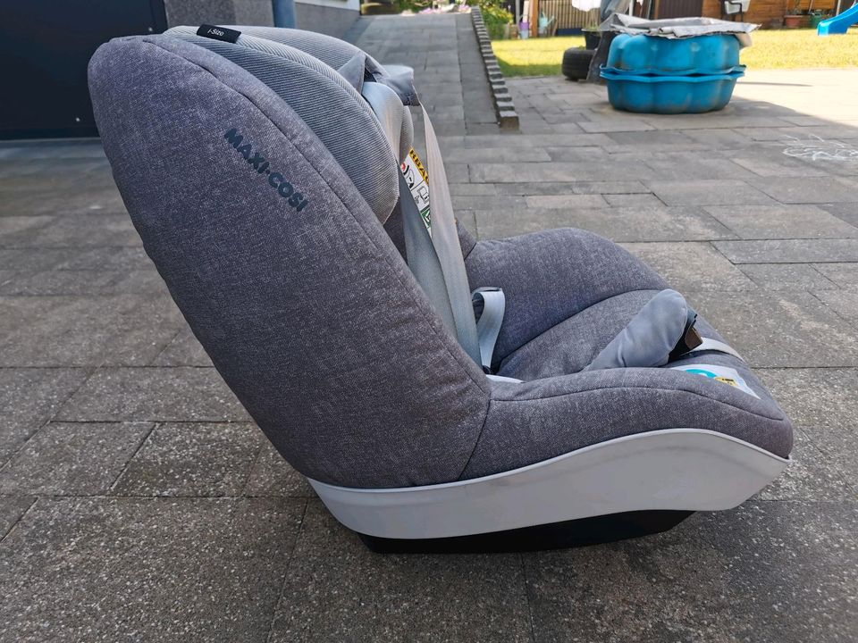 Maxi-Cosi Pearl Pro i-Size Nomad Grey/passend zur Isofix-Station in Lünen