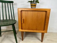 Vintage Teak Kommode Beistellschrank DYRLUND danish midmod 70er Niedersachsen - Delmenhorst Vorschau