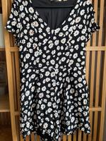Jumpsuit Amisu Gr 42 Blumen Berlin - Spandau Vorschau