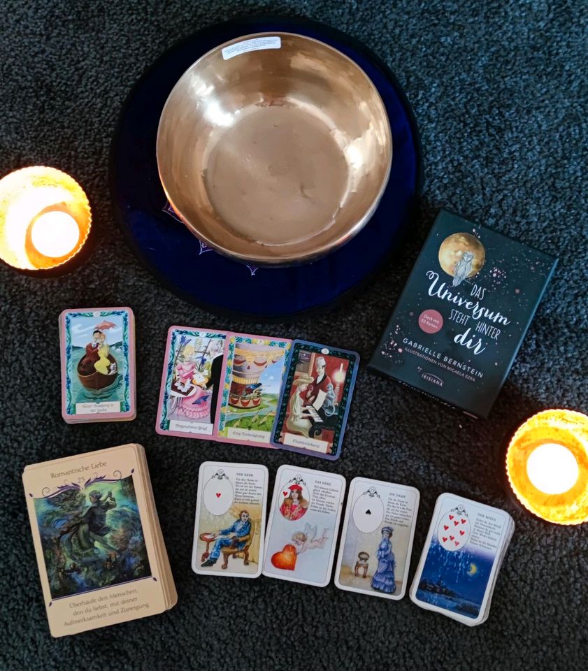 Wie geht es weiter? Treffsicher Kartenlegen Tarot, Liebe, Beruf in Itzehoe