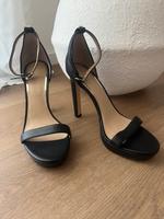 Guess Absatz Schuhe Heels Hessen - Baunatal Vorschau