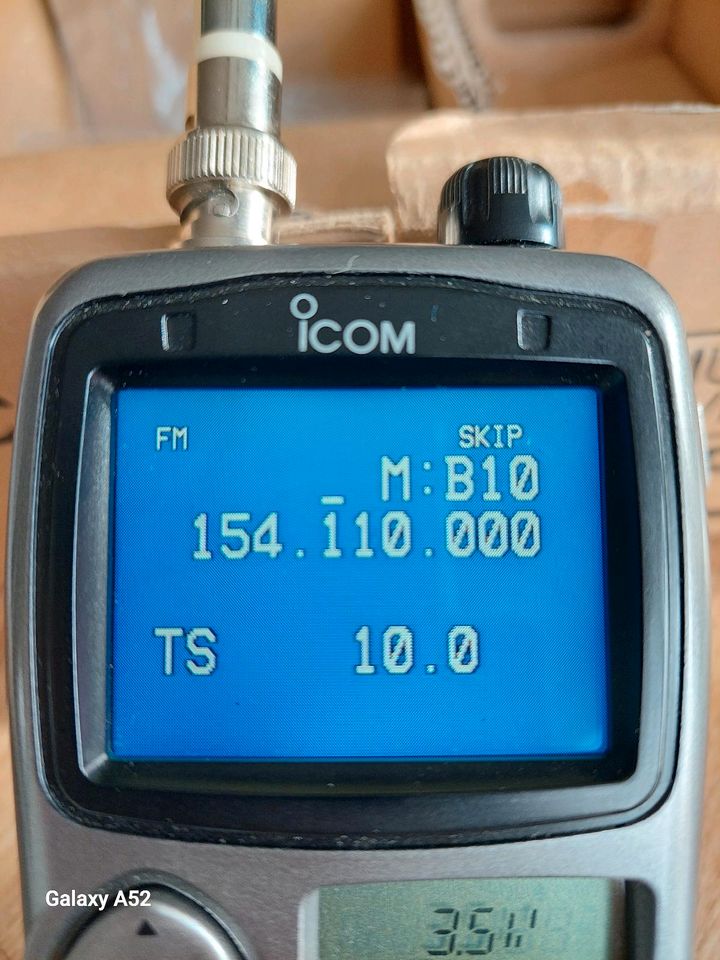 Icom IC-R3 Funkgerät Hand Scanner Receiver Allband - Sammler in Neuhaus am Inn