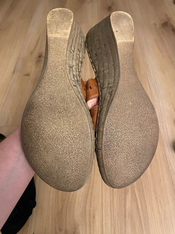Schuhe Sandalen Größe 40 in Frankenberg (Eder)