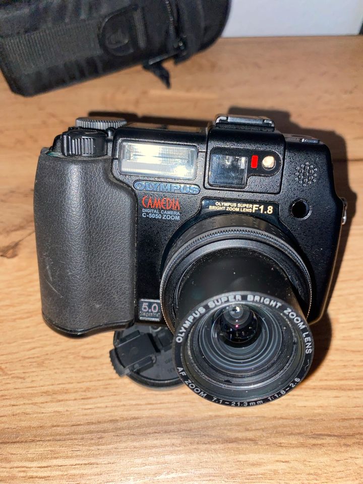 Olympus Kamera C5050, in Essen