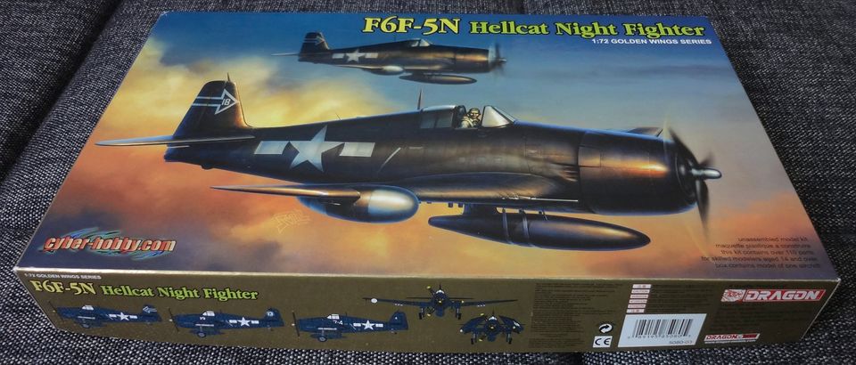 Cyber-Hobby 1:72 F6F-5N Hellcat Night Fighter - Modellbausatz in Hamburg