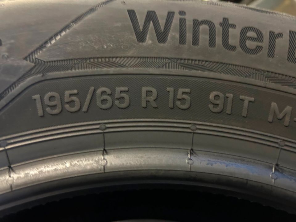 4*NEU* Qualität Winterreifen UNIROYAL 195/65 R15: Montage möglich in Wertingen