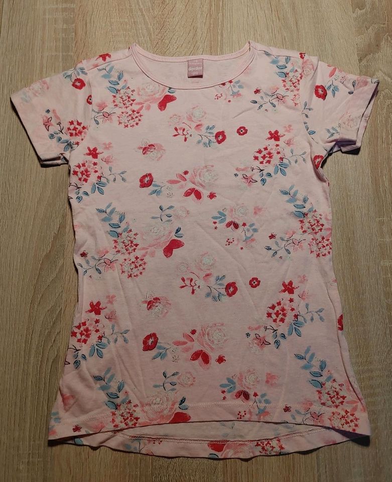 Rosa T Shirt in Größe 116 in Sittensen