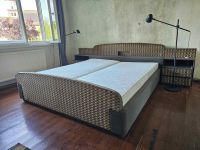 Doppelbett mit Lattenrosten und Matratzen und Nachttischen Sachsen - Rötha Vorschau