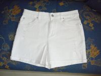 Jeansshorts,Shorts,kurze Jeans,Hotpants mit Fransen,Größe 40,NEU Nordrhein-Westfalen - Gladbeck Vorschau