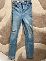 Super High Waist Jeans hellblau Pull & Bear Nordrhein-Westfalen - Geilenkirchen Vorschau