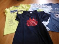 4 coole T-shirts 146/152 Nordrhein-Westfalen - Solingen Vorschau