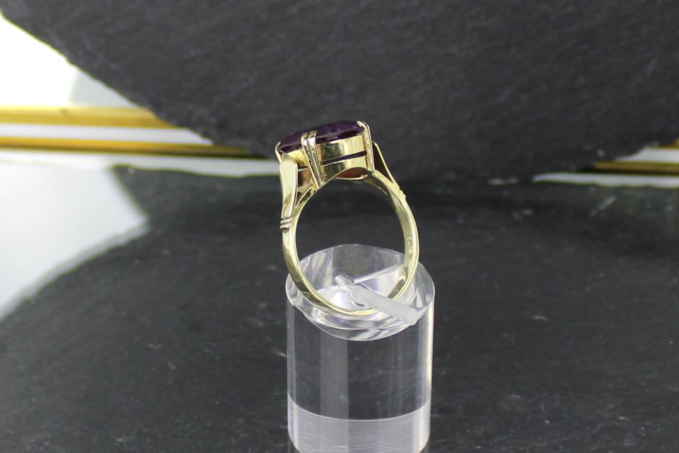 Antiker Amethyst-Goldring, 585er Gelbgold, 1940er, 5.5 ct. in Fürth