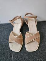 Paul Green Sandalen Gr. 38,5 beige Thüringen - Erfurt Vorschau