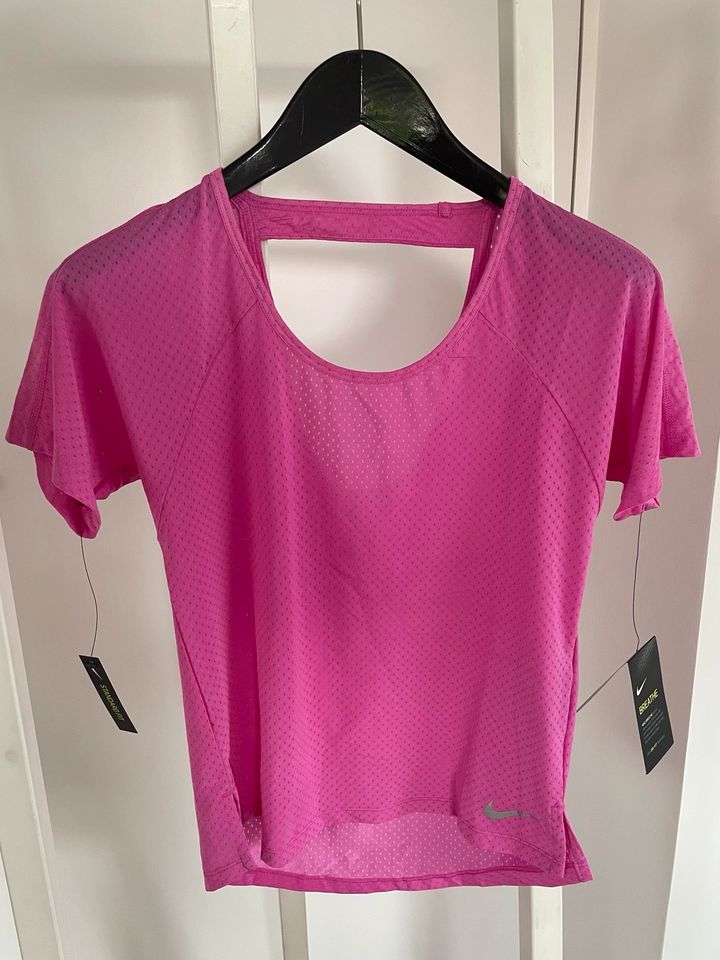 Nike Shirt, Damen, pink, Gr. Xs in Burgdorf