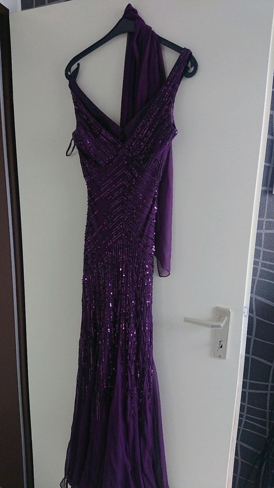 Niente Abendkleid Abiball lila violett mit Pailetten Gr. 34 / 36 in Bielefeld