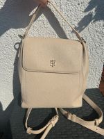 Rucksack/Tasche  Tommy Hilfiger in beige Sachsen - Radeberg Vorschau