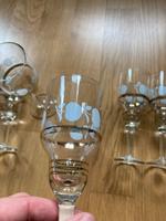 5 Likör Gläser,Schnaps,Golddekor, Apfel Muster DDR,aus den 1970er Berlin - Treptow Vorschau