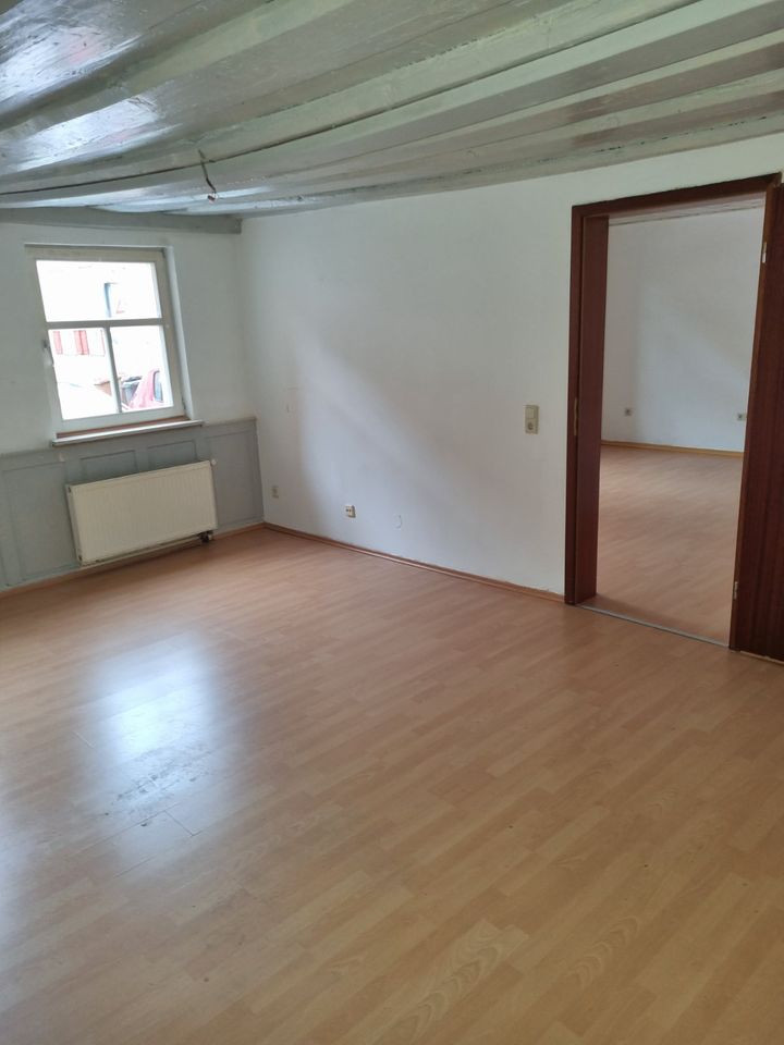 Provisionfrei! 4  Zimmer Wohnung  in Herzen von Schwabach zum verkaufen! Ideal als Kapitalanlage oder Eigennutzung!! in Schwabach