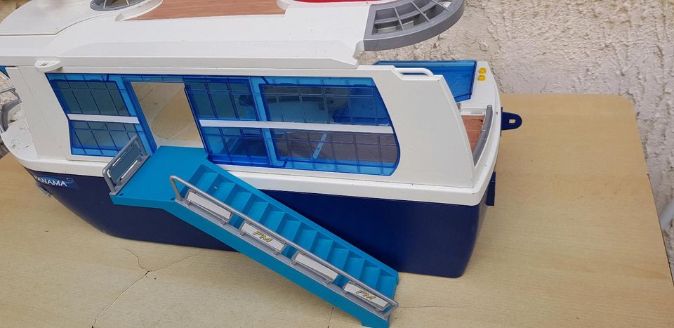 Playmobil Kreuzfahrtschiff unvollständig in Alsdorf