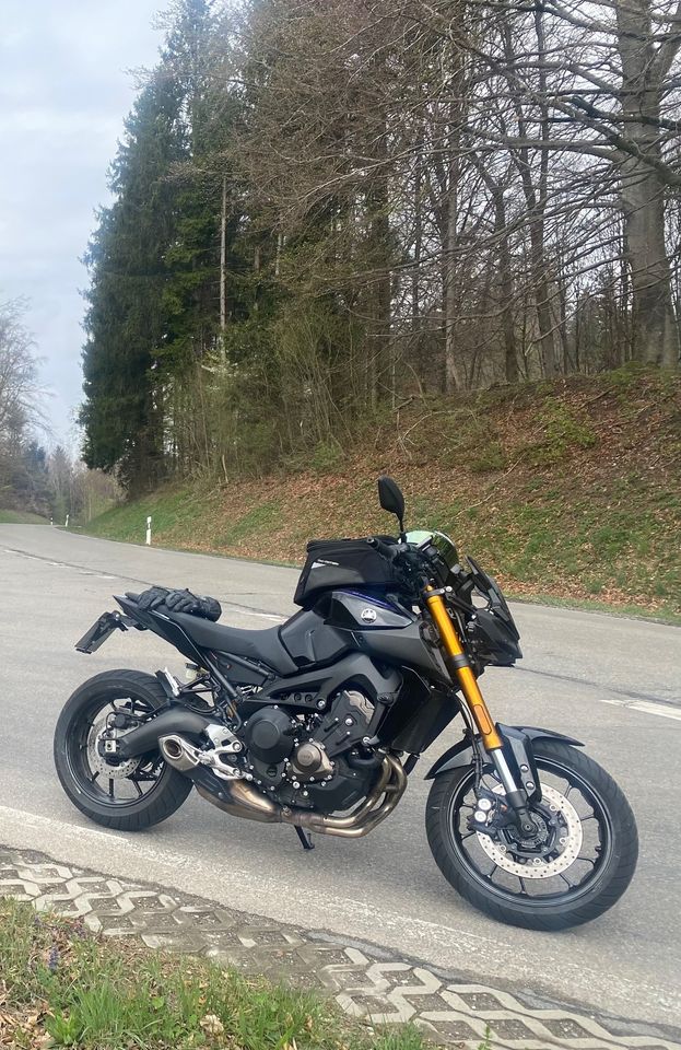 Yamaha MT09 mt-09 SP all black + viel Zubehör ! in Pfullingen