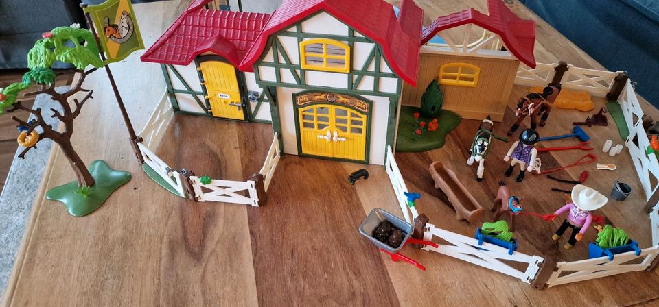 Playmobil Country☆6926☆Großer Pferdehof☆vollständig☆mit OVP in Ellerbek