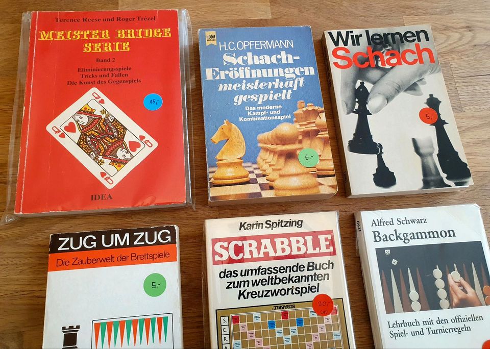 Brettspiele Bücher Schach Backgammon Scrabble Rubiks Zauberwürfel in Landau in der Pfalz