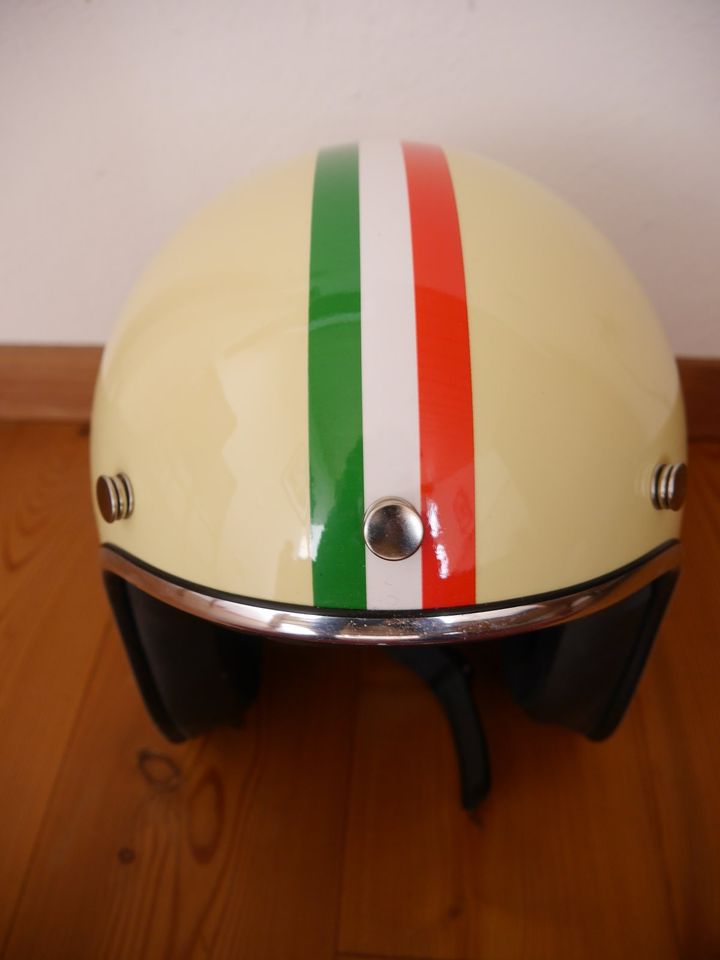 Jet Helm Redbike, Gr. 1100 S, Creme Italia, mit Windabweiser in Stegen